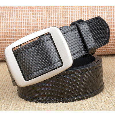 Cureaua moderna barbati din piele in mai multe culori