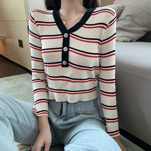 Γυναικεία casual ριγέ μπλούζα με κουμπιά