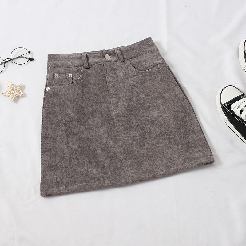 Alkalmi női szoknya több színben, zsebekkel