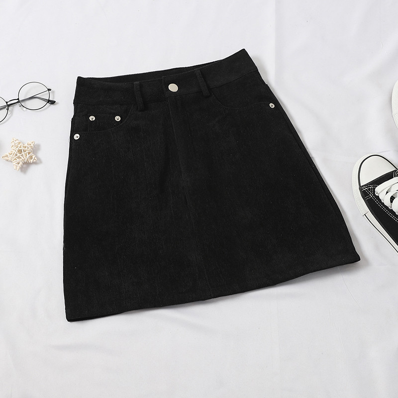 Alkalmi női szoknya több színben, zsebekkel