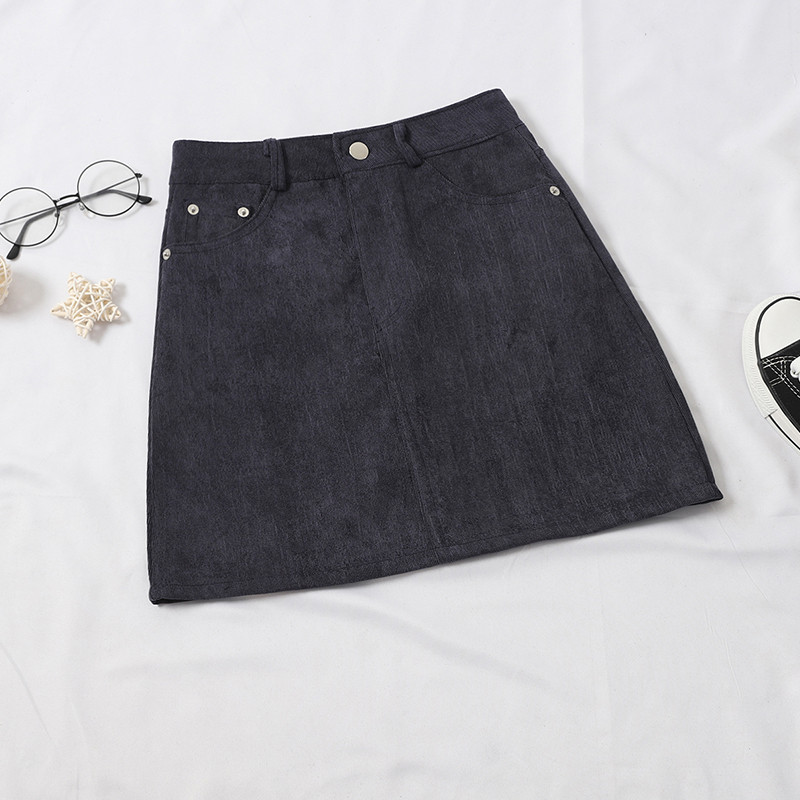 Alkalmi női szoknya több színben, zsebekkel