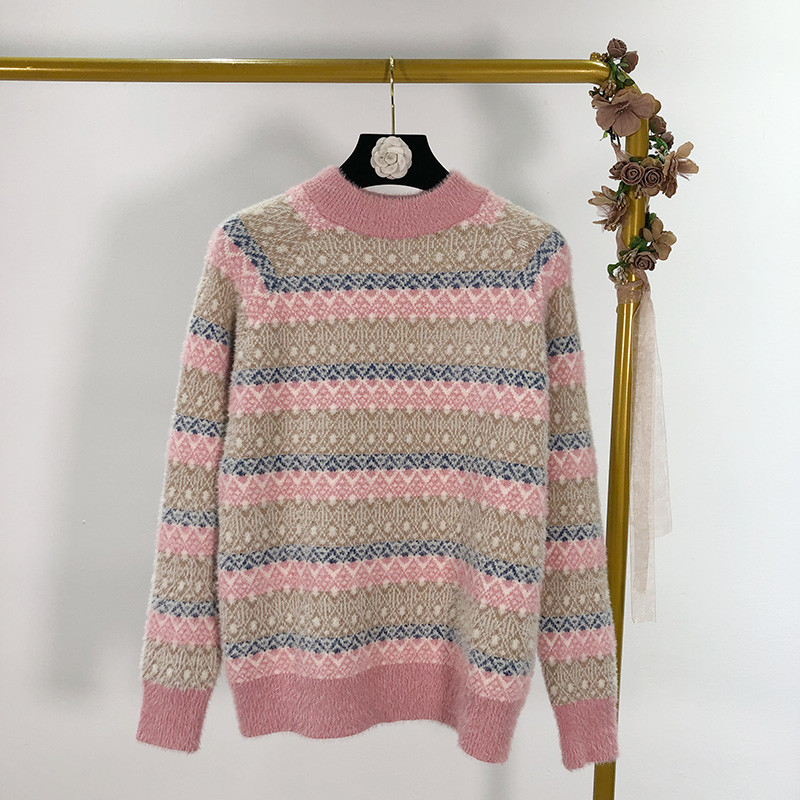 Pulover casual de dama cu decolteu oval si maneci lungi