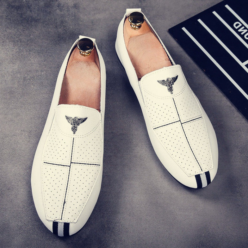 Mocasini casual barbatesti in alb si negru cu element metalic