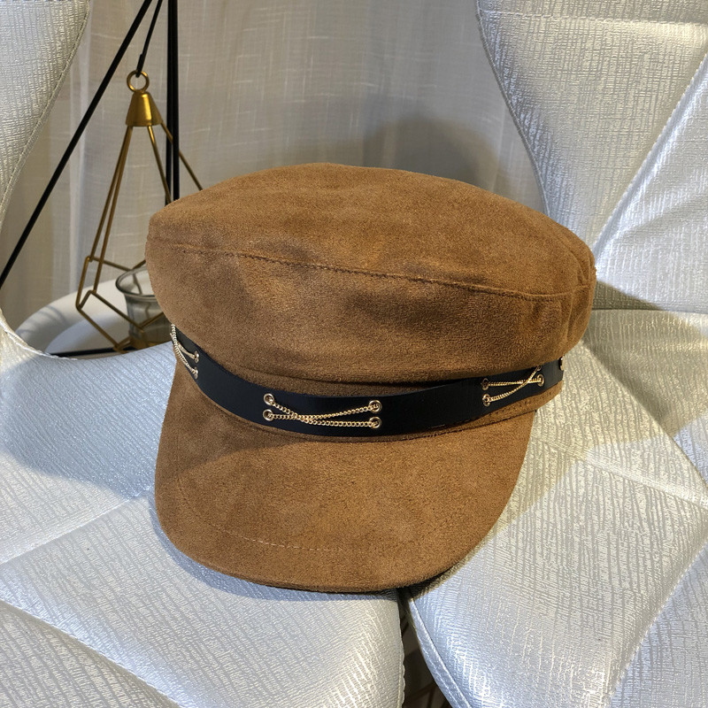 Κομψή γυναικεία τραγιάσκα σε διάφορα χρώματα