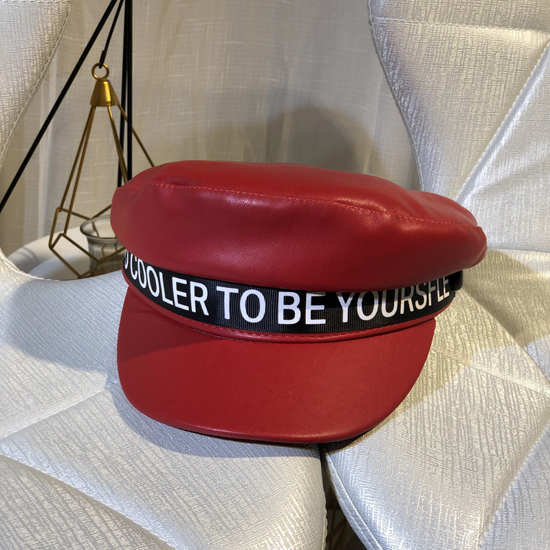 Model nou sapca dama din piele ecologica cu inscriptie in mai multe culori