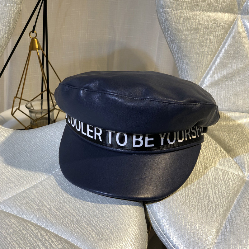 Model nou sapca dama din piele ecologica cu inscriptie in mai multe culori