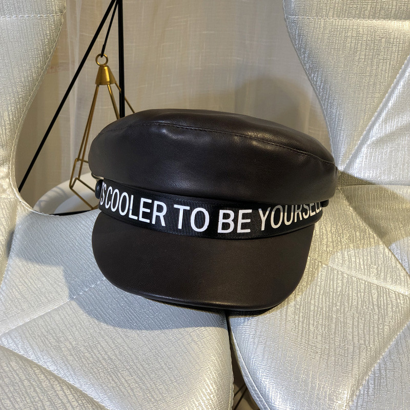 Model nou sapca dama din piele ecologica cu inscriptie in mai multe culori