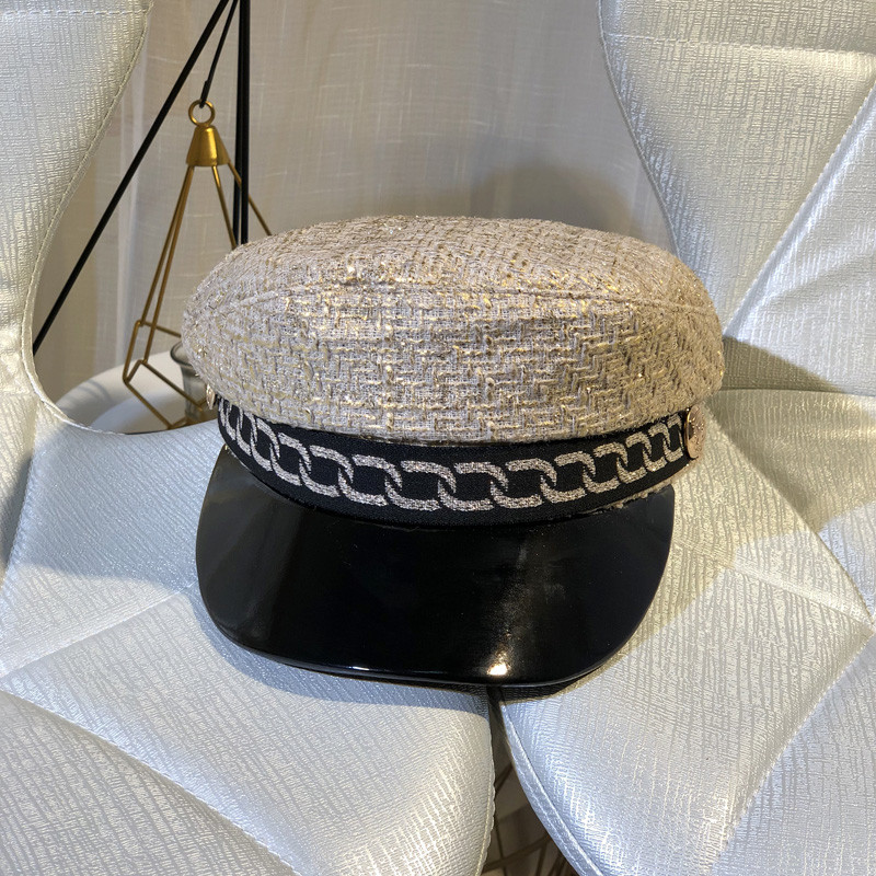 Șapcă elegantă pentru femei în diferite culori