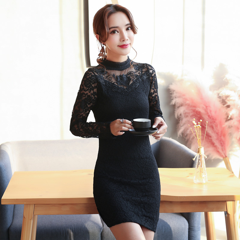 Rochie de dama eleganta cu dantela si pietre in trei culori