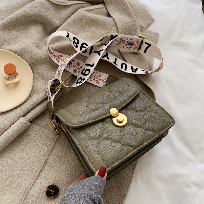 Geanta de dama moderna cu maner lung din piele ecologica