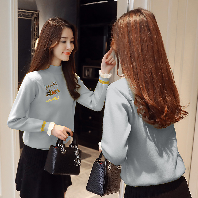 Pulover de dama modern in trei culori cu broderie