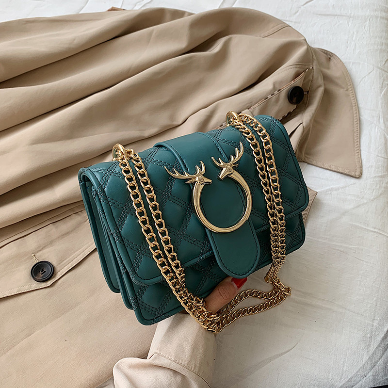 Geanta de dama eleganta cu inchidere metalica in mai multe culori