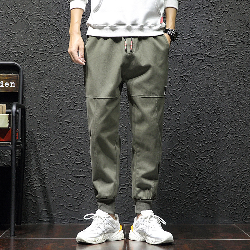 Férfi alkalmi nadrág zsebbel, három színben