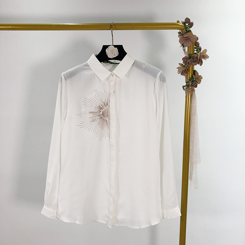 Cămașă de damă cu guler clasic în două culori cu broderie