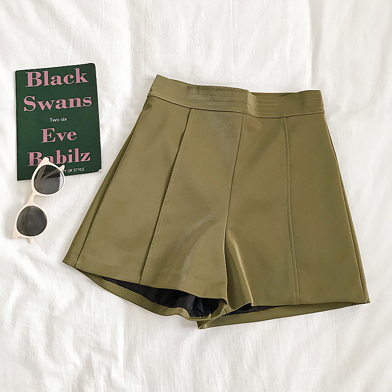 Μοντέρνα γυναικεία παντελόνια σε τρία χρώματα από οικολογικό δέρμα