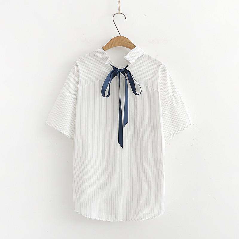 Cămașă modernă de damă cu mâneci scurte și lungi - două modele în alb