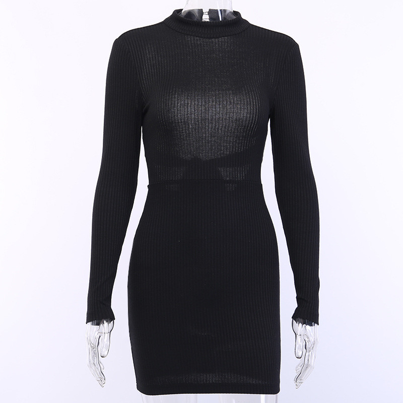 Γυναικείο φόρεμα εξώπλατο  Λεπτό μοντέλο σε μαύρο χρώμα