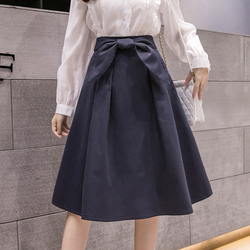 Fusta topică damă - model croiat în două culori