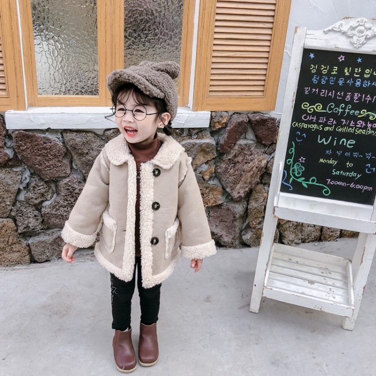 Geaca de copii eleganta in doua culori cu broderie si buzunare pentru fete