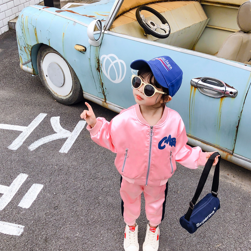 Set sport pentru copii in doua culori cu inscriptii pentru fete