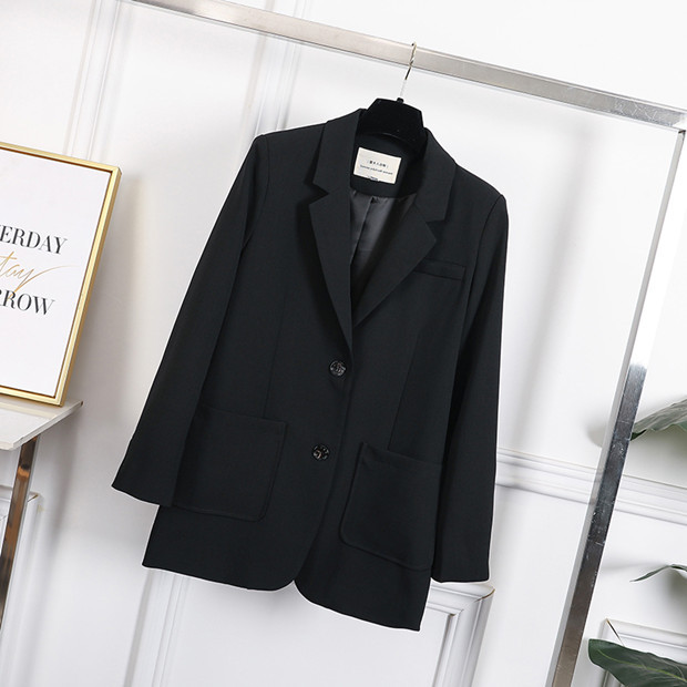 Класическо дамско сако с джобове в черен и бежов цвят