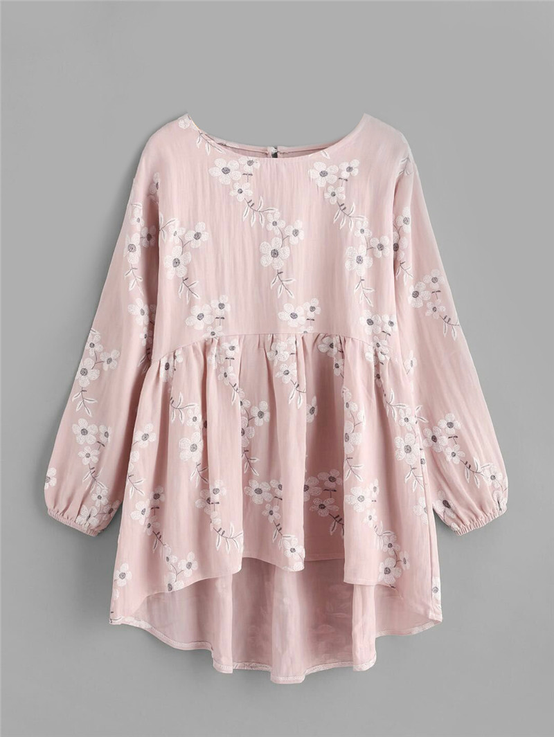 Μοντέρνα γυναικεία μπλούζα με 3/4 μανίκια και κεντήματα σε ροζ χρώμα