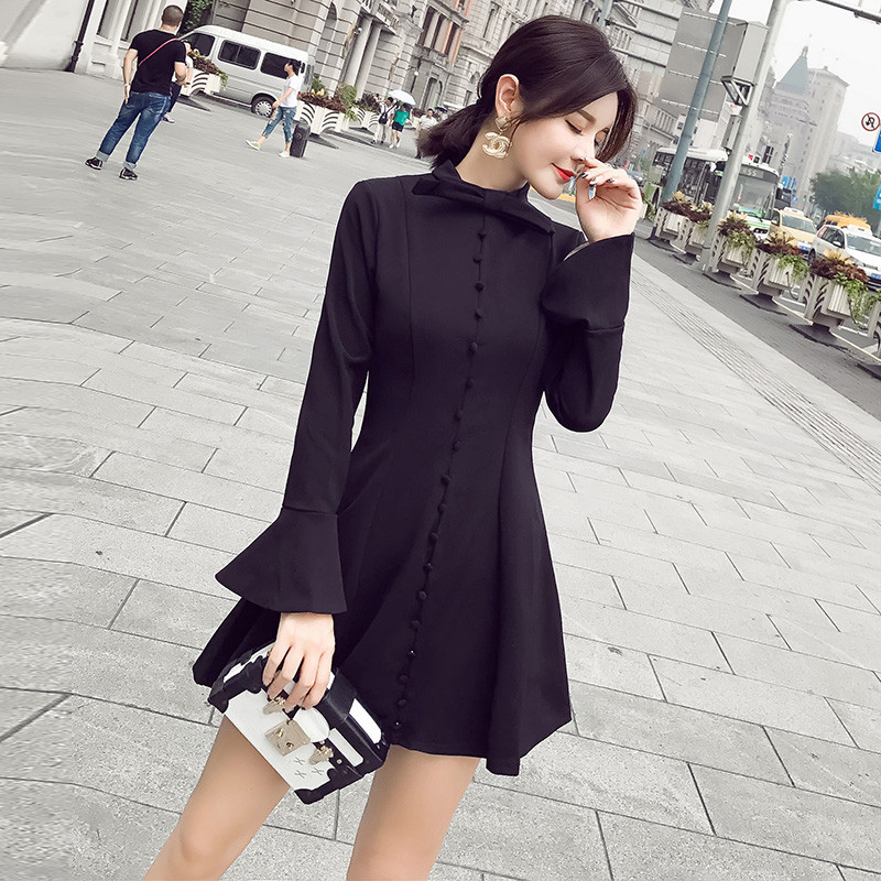 Rochie de dama stil nou model cu maneci lotus - model croiat in negru