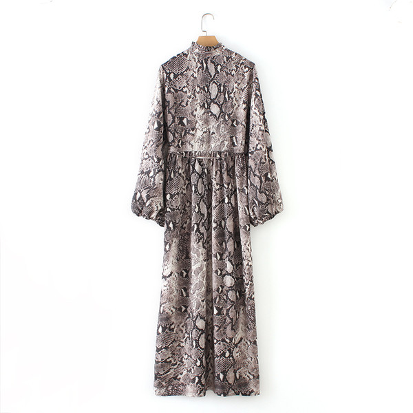 Rochie moderna de dama cu maneci lungi si model animal