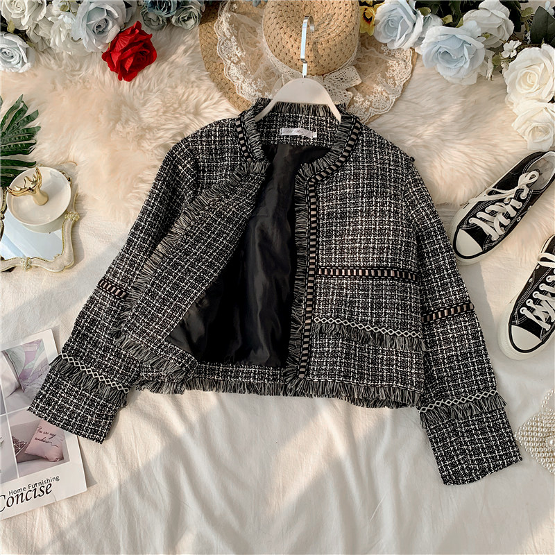 Stílusos női őszi kabát szürke és fekete színben