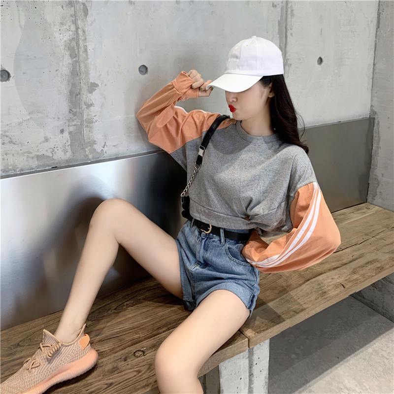 Rövid, széles ujjú női pulóver - két színben