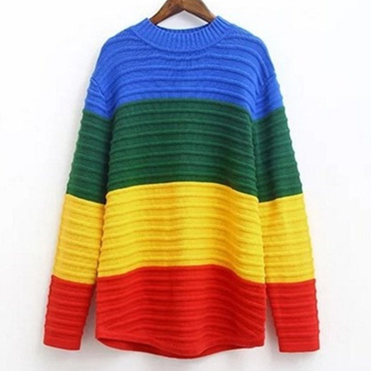 Model nou de pulover de dama colorat cu decolteu O