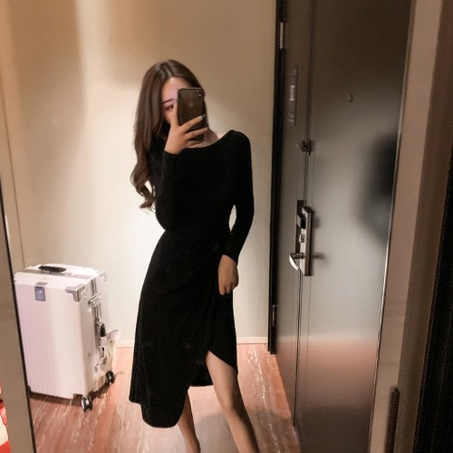 Rochie asimetrică de damă în maro și negru