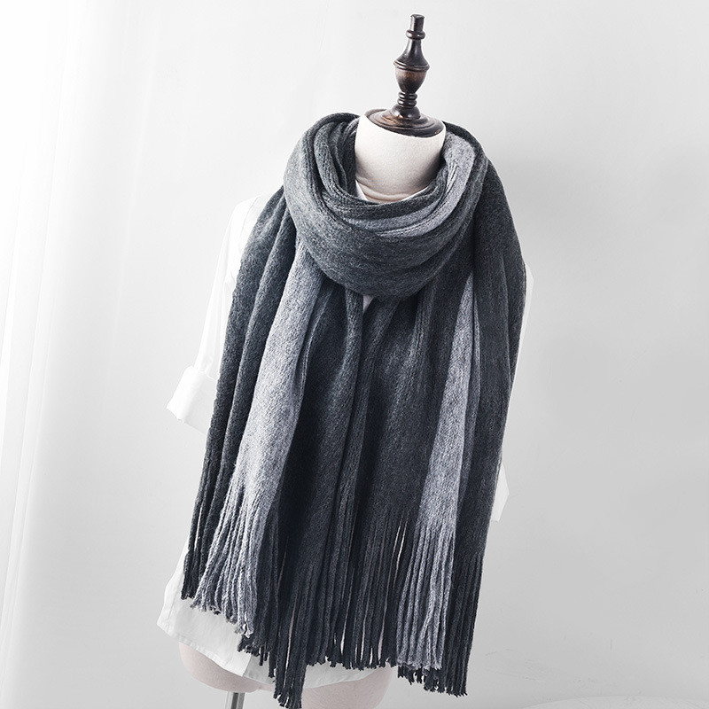 Modern női sál rojtokkal több színben