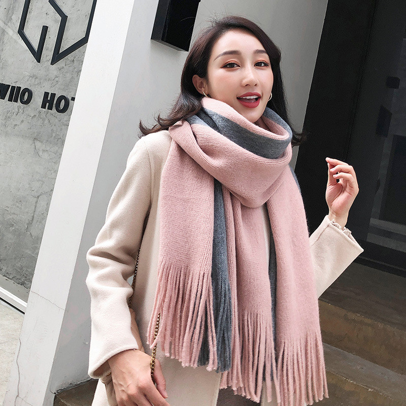 Modern női sál rojtokkal több színben