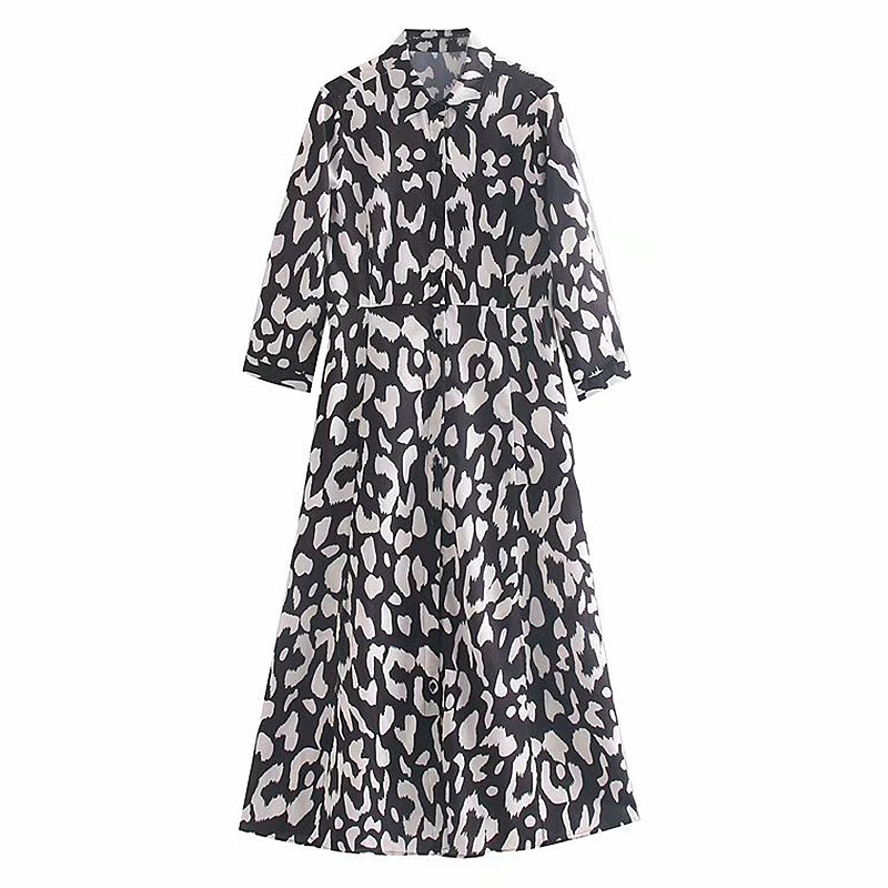 Színes rátéttel, hosszú ujjú női ruha