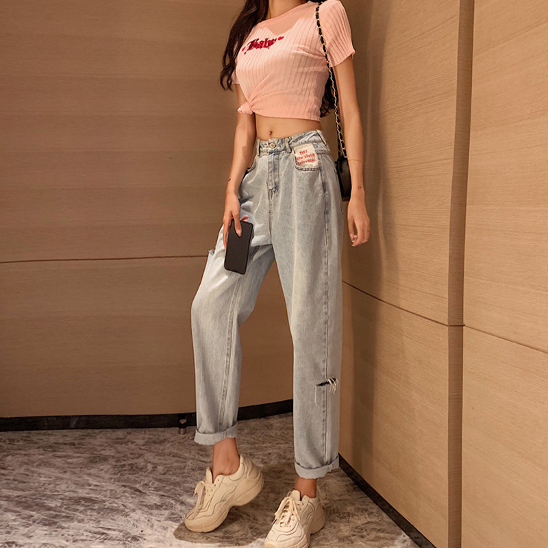 Női alkalmi farmer - széles modell magas derékkal