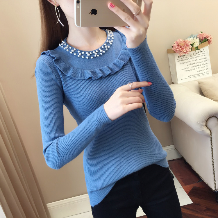 Pulover de dama casual cu perle pe decolteu in diferite culori