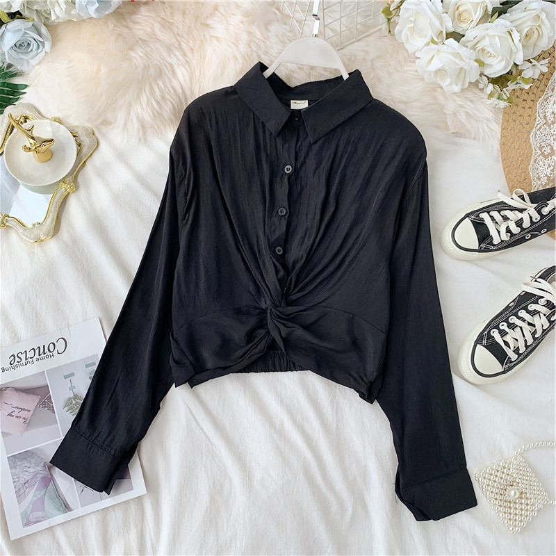 Κομψό γυναικείο πουκάμισο με κλασικό γιακά και μακρύ μανίκι σε διάφορα χρώματα