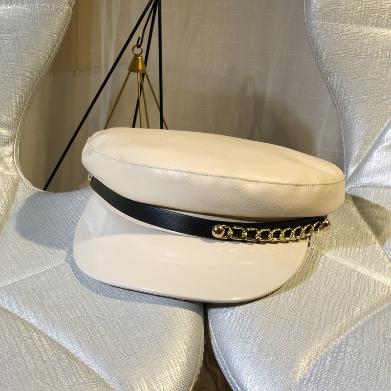 Új modell eko bőrből készült női sapka lánccal három színben