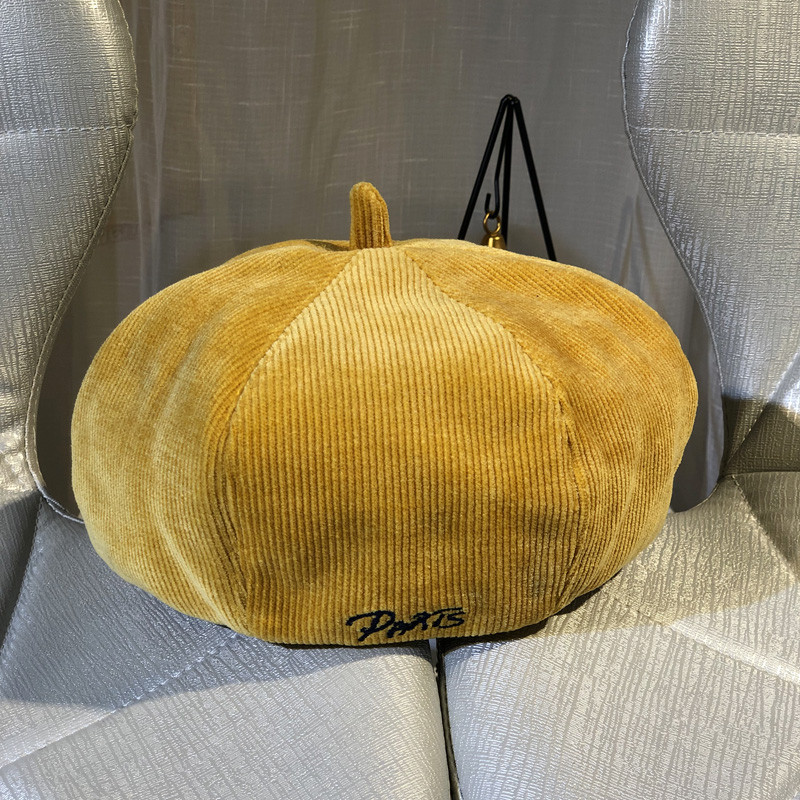 Γυναικείο χειμερινό καπέλο σε διάφορα χρώματα