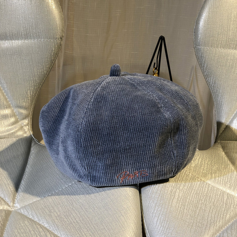 Γυναικείο χειμερινό καπέλο σε διάφορα χρώματα