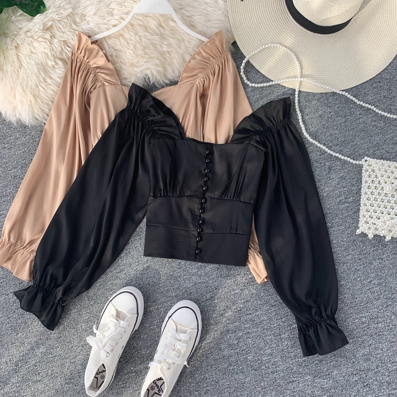 Κορυφαία κοντή γυναικεία μπλούζα σε τρία χρώματα