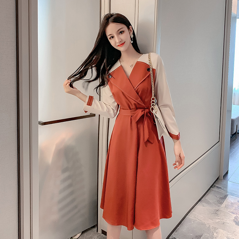 Γυναικείο καθημερινό φόρεμα σε δύο χρώματα με μακριά μανίκια