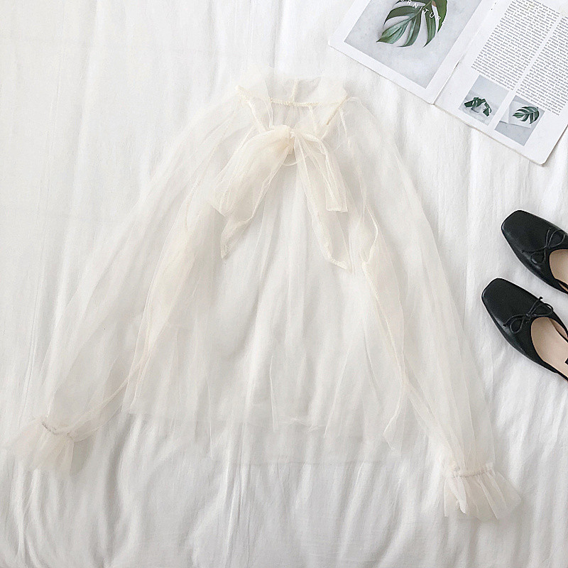 Bluza de dama actuala in trei culori cu panglica