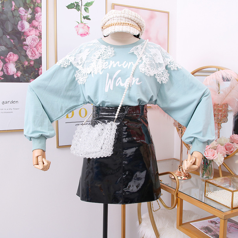 Bluza de dama model nou cu aplicatie si dantela in mai multe culori