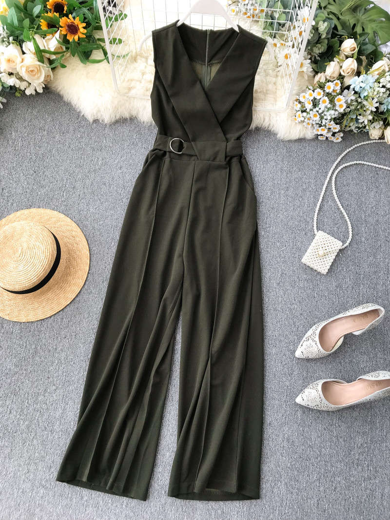 Hosszú női overál övvel, különböző színekben