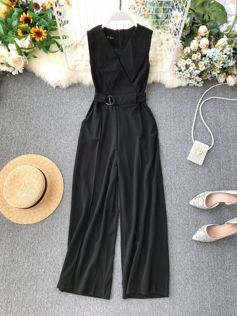 Hosszú női overál övvel, különböző színekben