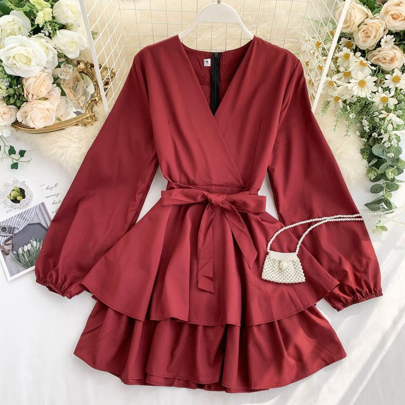 Rochie moderna de dama cu fermoar si panglica