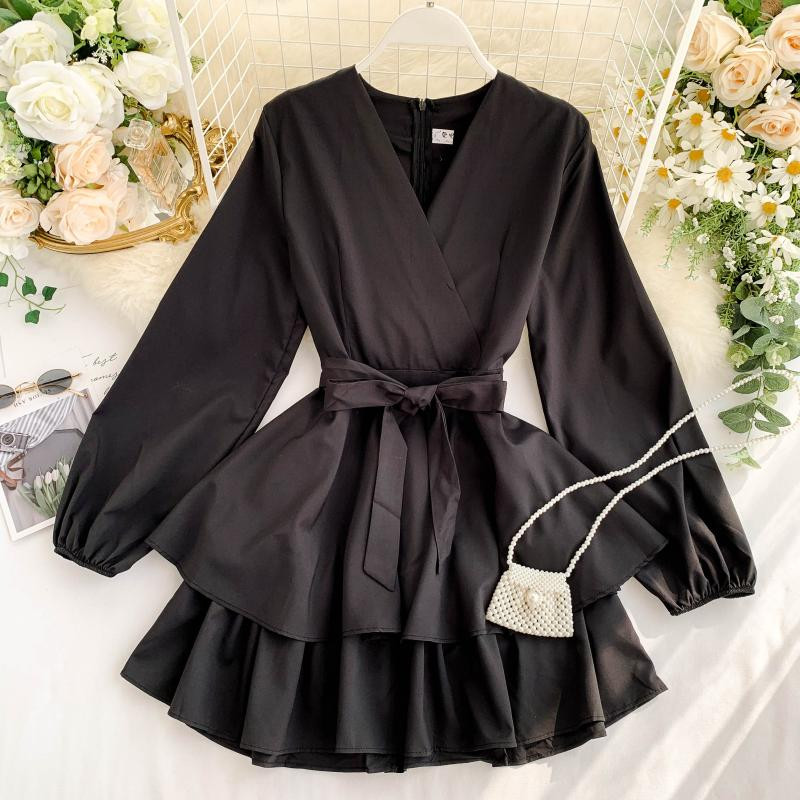 Rochie moderna de dama cu fermoar si panglica