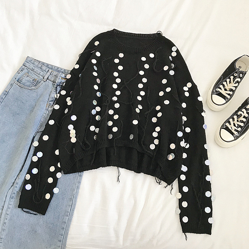 Modern női pulóver fehér és fekete színben, O-nyakkal